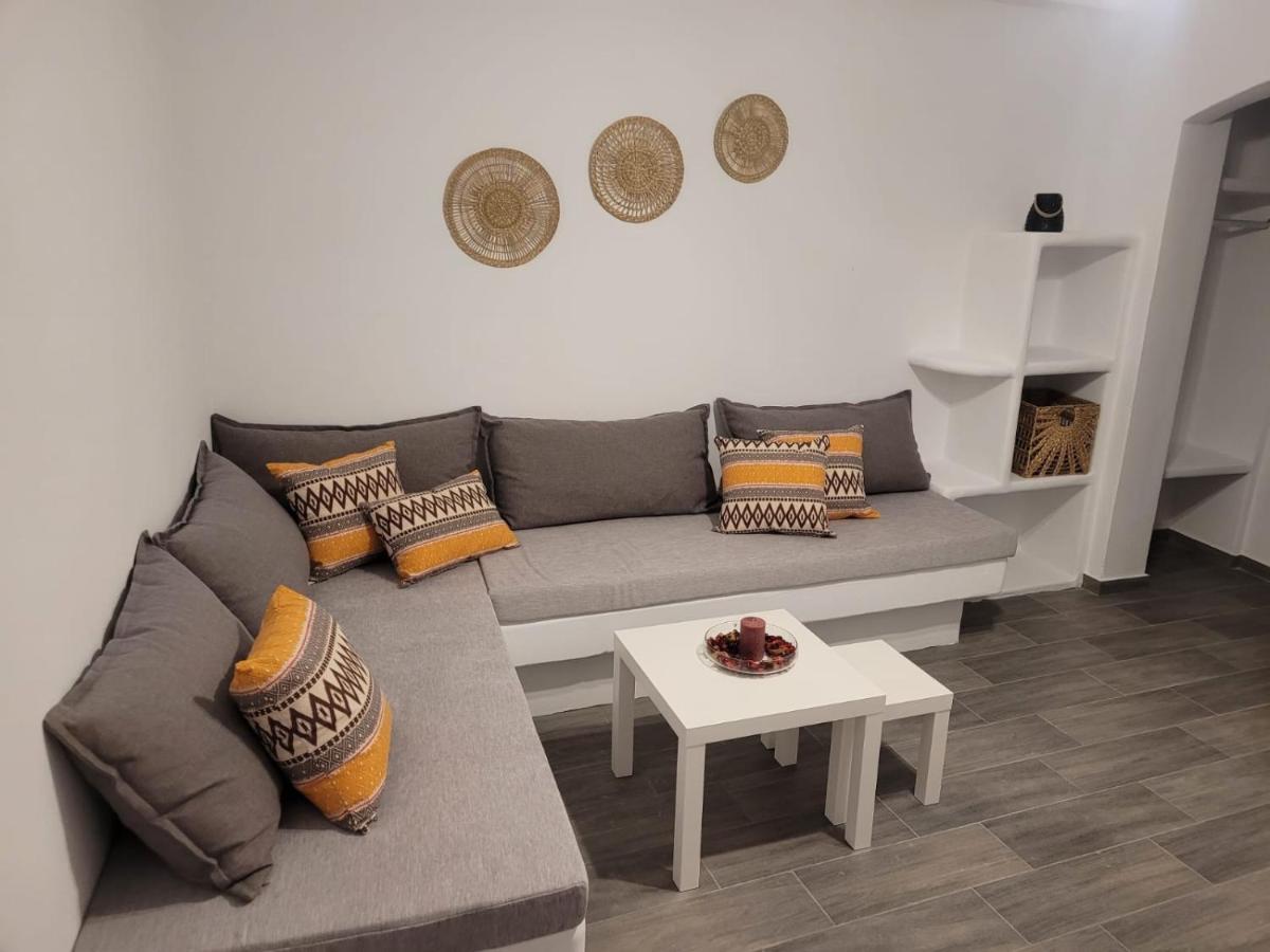 Juli'S Suites Merichas Ngoại thất bức ảnh