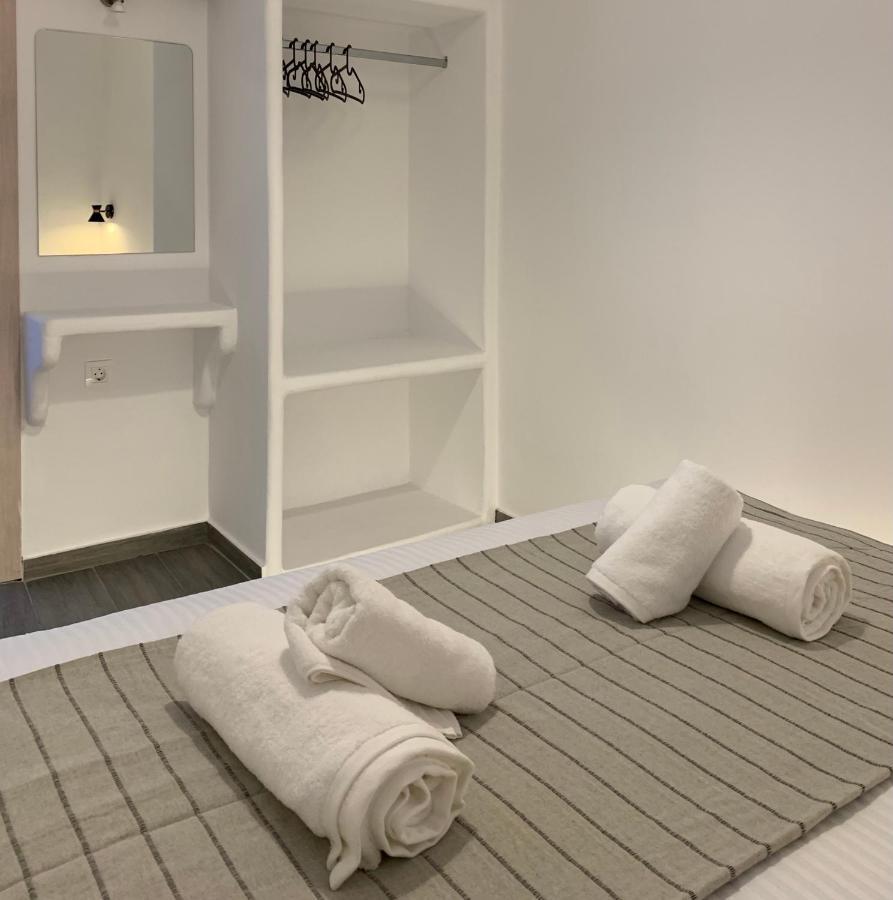Juli'S Suites Merichas Ngoại thất bức ảnh